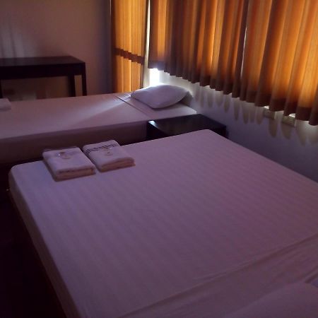 Hotel Kichi Legazpi Luaran gambar
